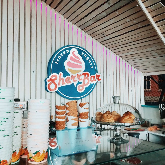 Який тепер фудкорт «Променя» і коли відкриють терасу. ФОТО* 