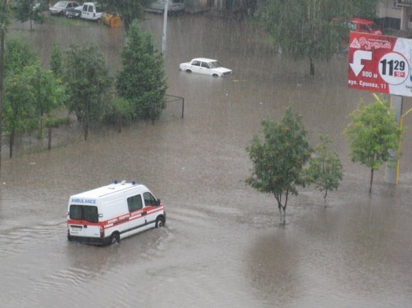 Луцьк знову плаває. ФОТО. ВІДЕО