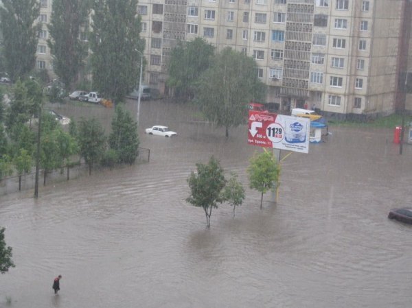 Луцьк знову плаває. ФОТО. ВІДЕО
