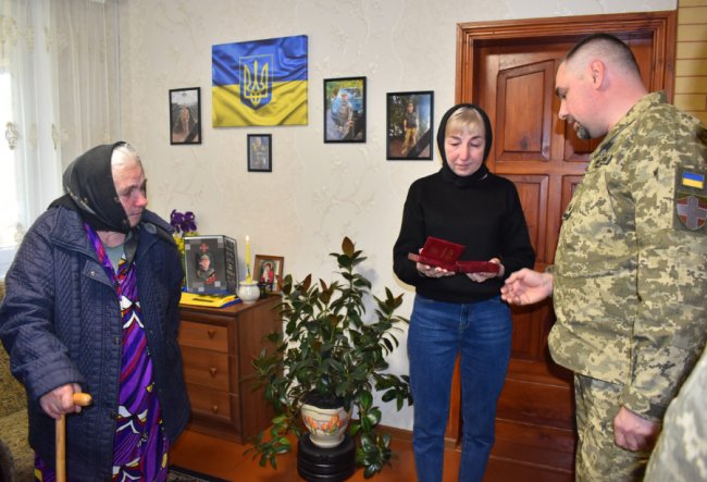 На Волині рідним полеглих Героїв вручили їхні посмертні ордени