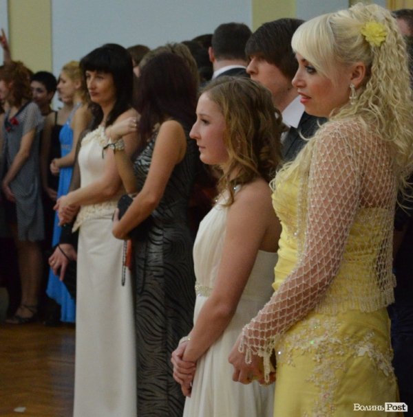 Університетський бал у Луцьку. ФОТО