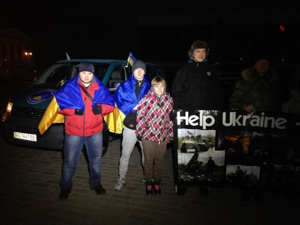 Волинські активісти повертаються в Україну з автопробігу Європою