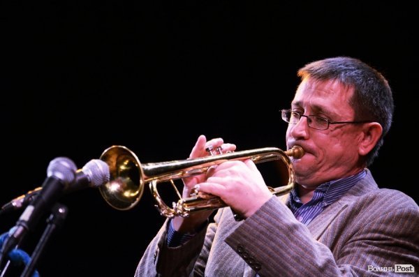 Польський джазовий гурт заспівав у Луцьку колядки.ФОТО