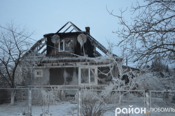 На Волині на Різдво згорів будинок, де мешкали дві сім'ї