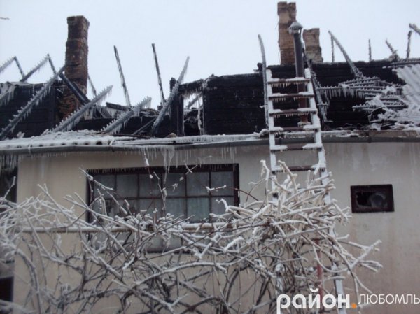 На Волині на Різдво згорів будинок, де мешкали дві сім'ї
