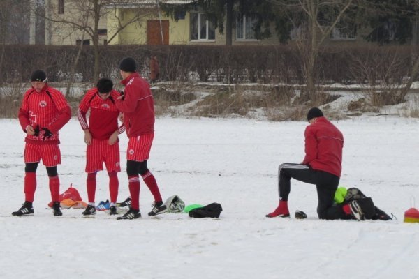 «Волинь» і сніг. ФОТО