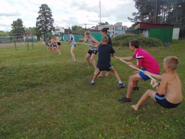 На Світязі для дітей провели «Свято Нептуна». ФОТО