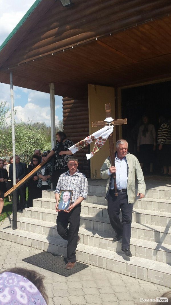 Пройшли похорони Гіркополонківського сільського голови. ФОТО  