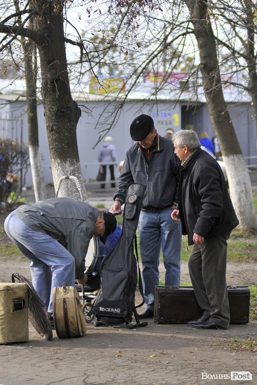Луцька автостанція. БУДНІ МІСТА 