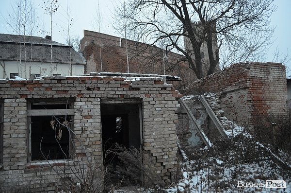 Закинутий луцький будинок XVIII століття. ФОТО