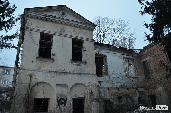 Закинутий луцький будинок XVIII століття. ФОТО