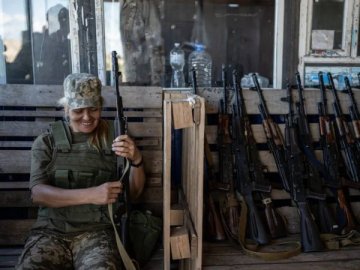 Обмеження на виїзд за кордон стосуватиметься жінок-медиків, яких мобілізували, – Веніславський