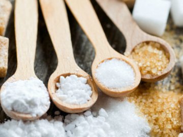 Показали, як виробляють цукор на заводі на Волині. ВІДЕО