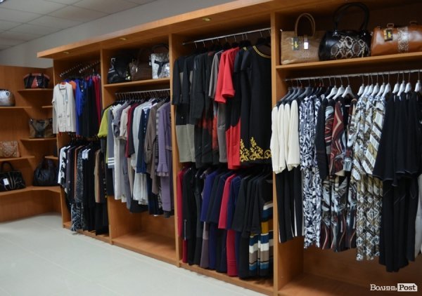 У центрі Луцька відкрили торговий центр «Буратіно». ФОТО