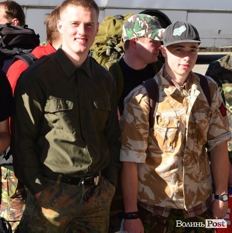 Дві сотні юнаків і дівчат «зникли» у волинських лісах на три дні. ФОТО. ВІДЕО