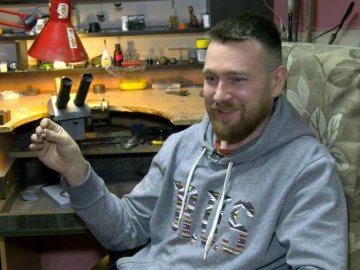 На створення прикрас луцького ювеліра надихнуло місто. ВІДЕО 
