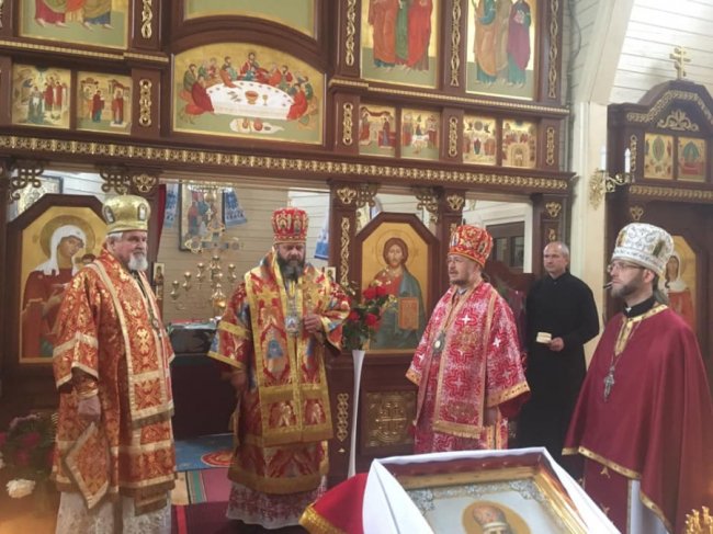 Митрополит Михаїл відслужив у храмі Волновахи