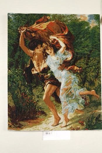 Творчі люди Луцька презентували колекцію вишитих картин та ляльок-мотанок