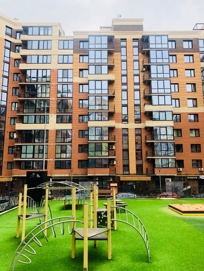 ЖК «Яровиця»: спокій та затишок у власному дворі*