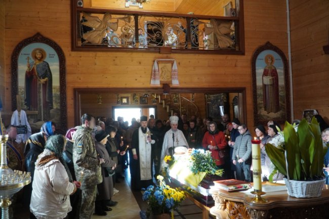 Загинув у бою на Луганщині: поховали волинянина Павла Гасичака