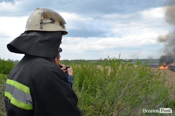 Пожежа очерету на Гнідаві. ФОТО. ВІДЕО