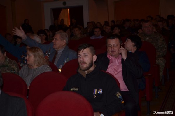 У Луцьку відбулись урочистості з нагоди дня Збройних сил України. ФОТО