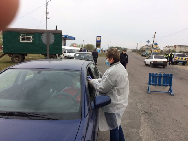 У Старій Вижівці запрацювали контрольно-пропускні пункти 