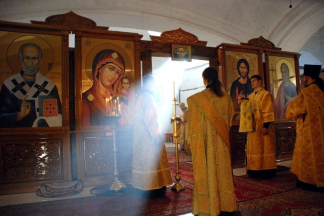 Після ремонту в луцькому соборі УПЦ МП відновили служби. ФОТО