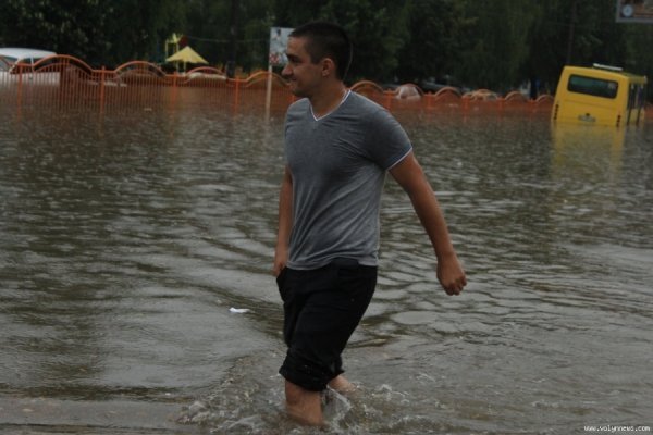 Лучани радіють «великій воді». ФОТО