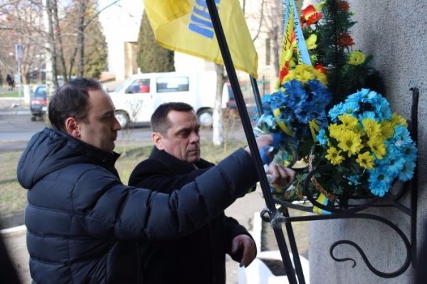 У Луцьку вшанували пам'ять В’ячеслава Чорновола