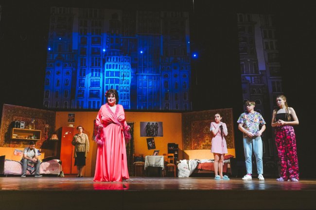 Ми, як дерева, вростаємо корінням у рідну землю: які вистави покажуть у Луцьку 19 – 23 березня