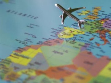 Майже сто країн відкрили кордони для українців