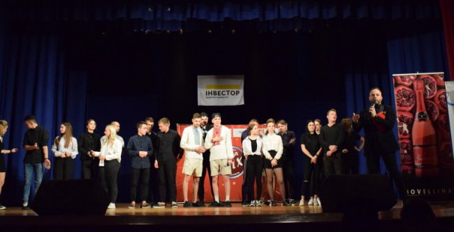 ТОП жартів студентської «Ліги Сміху» у Луцьку. ФОТО*