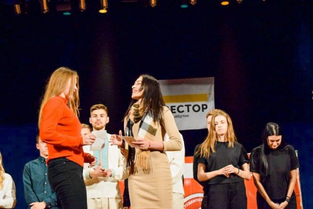 ТОП жартів студентської «Ліги Сміху» у Луцьку. ФОТО*