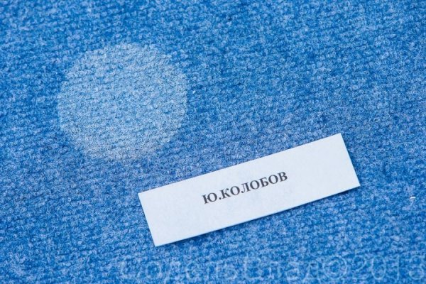 З якими обличчями керівники країни святкували День Незалежності. ФОТО