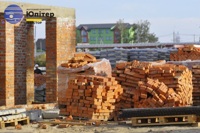 У другому будинку ЖК «Юпітер» — у розпалі внутрішні роботи*