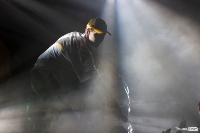 У луцькій «Опері» відгримів концерт Макса Барських. ФОТОРЕПОРТАЖ