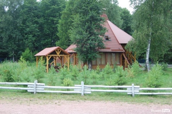 Як відпочивають в університетському таборі на Світязі. ФОТО