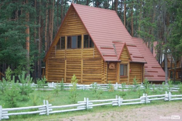 Як відпочивають в університетському таборі на Світязі. ФОТО