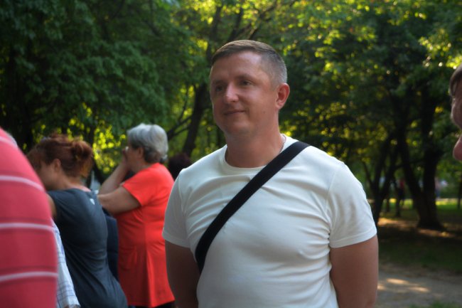 Нові паркомісця, LED-освітлення та дитячий майданчик: відремонтують один з найгірших дворів Луцька