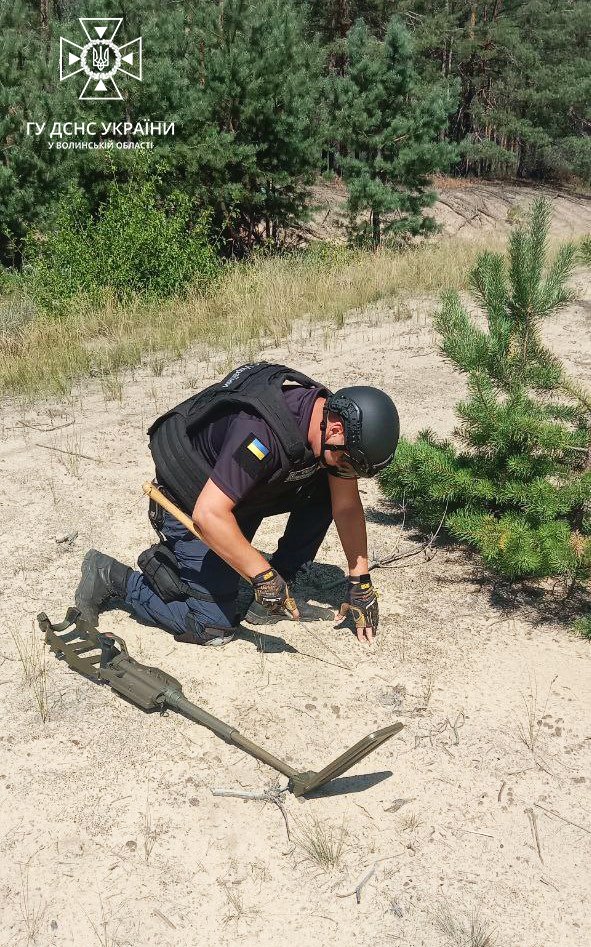 «Кожен знешкоджений боєприпас – це врятоване життя», – волинський піротехнік, який розміновує Донеччину