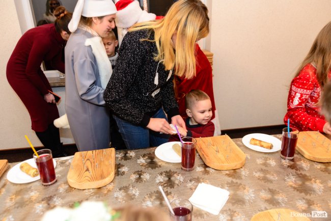 «Головне – нас не забувають»: компанія «СКФ Україна» влаштувала для дітей загиблих воїнів новорічну казку. ФОТО*