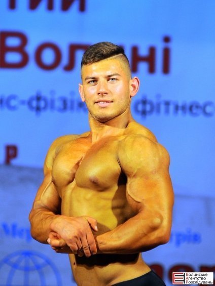 У Луцьку обирали найкращих бодібілдерів області. ФОТО