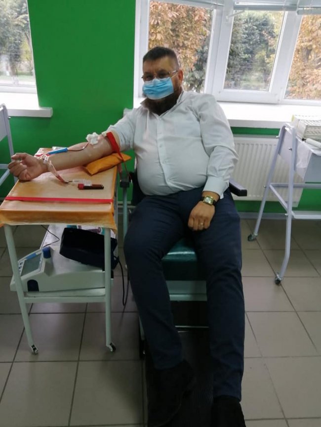 Волинські священники здали кров для онкохворих дітей. ФОТО 