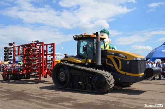 Аграрна еліта серед пшеничних колосків: на Волині – День поля. ФОТО