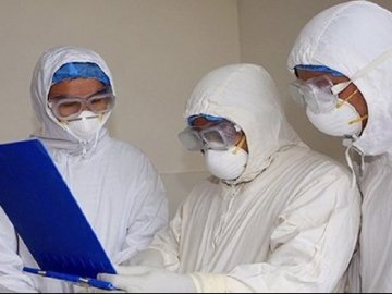 Пояснили, чому були затримки із доплатами волинським медикам