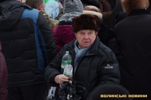 Лучани святять воду в Свято-Троїцькому соборі