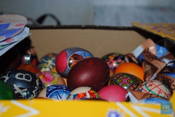 Великодні гостинці поїхали з Володимира-Волинського на передову. ФОТО