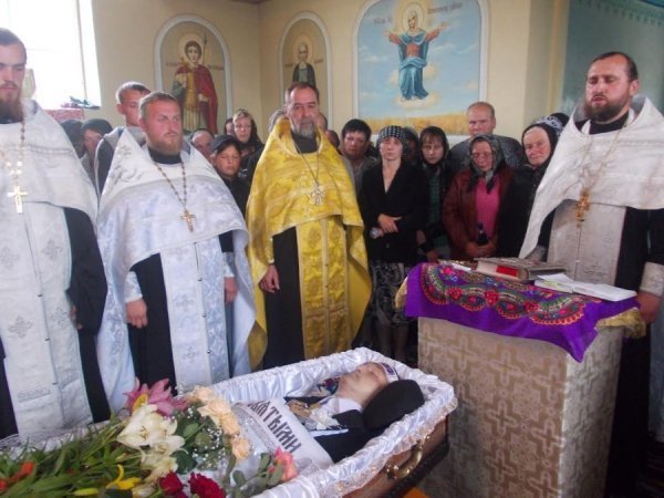 На Волині поховали вбитого на Сході солдата. ФОТО