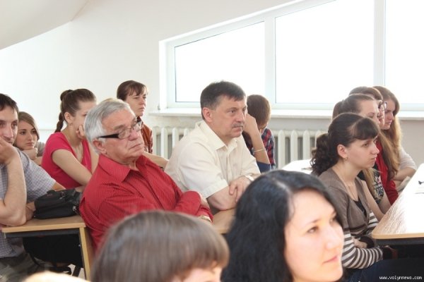 Сверстюк у Луцьку презентував книгу про Гоголя. ФОТО